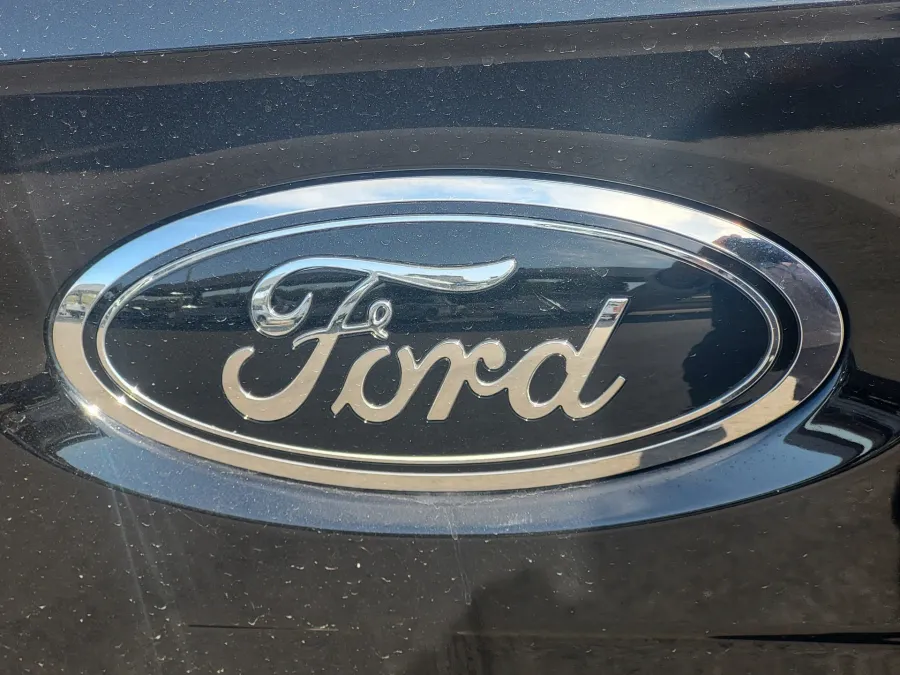 2023 Ford F-150 XL | Photo 10 of 26
