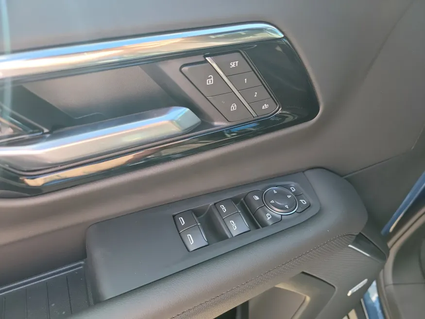 2026 Chevrolet Tahoe High Country | Photo 15 of 26