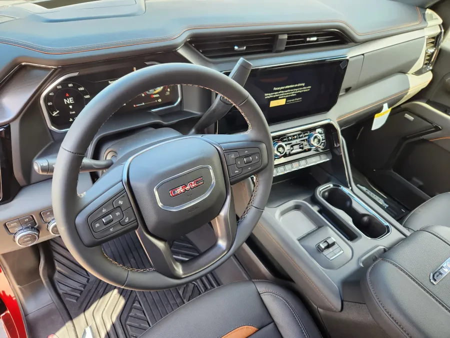 2026 GMC Sierra 2500HD AT4 | Photo 7 of 31