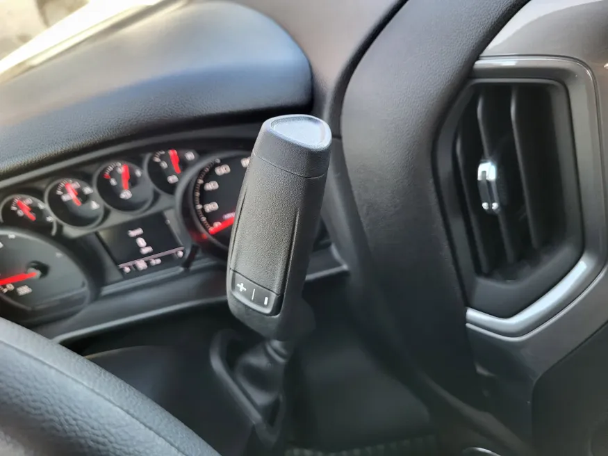 2026 GMC Sierra 2500HD Pro | Photo 16 of 24