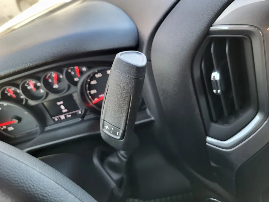 2026 GMC Sierra 2500HD Pro | Photo 16 of 24