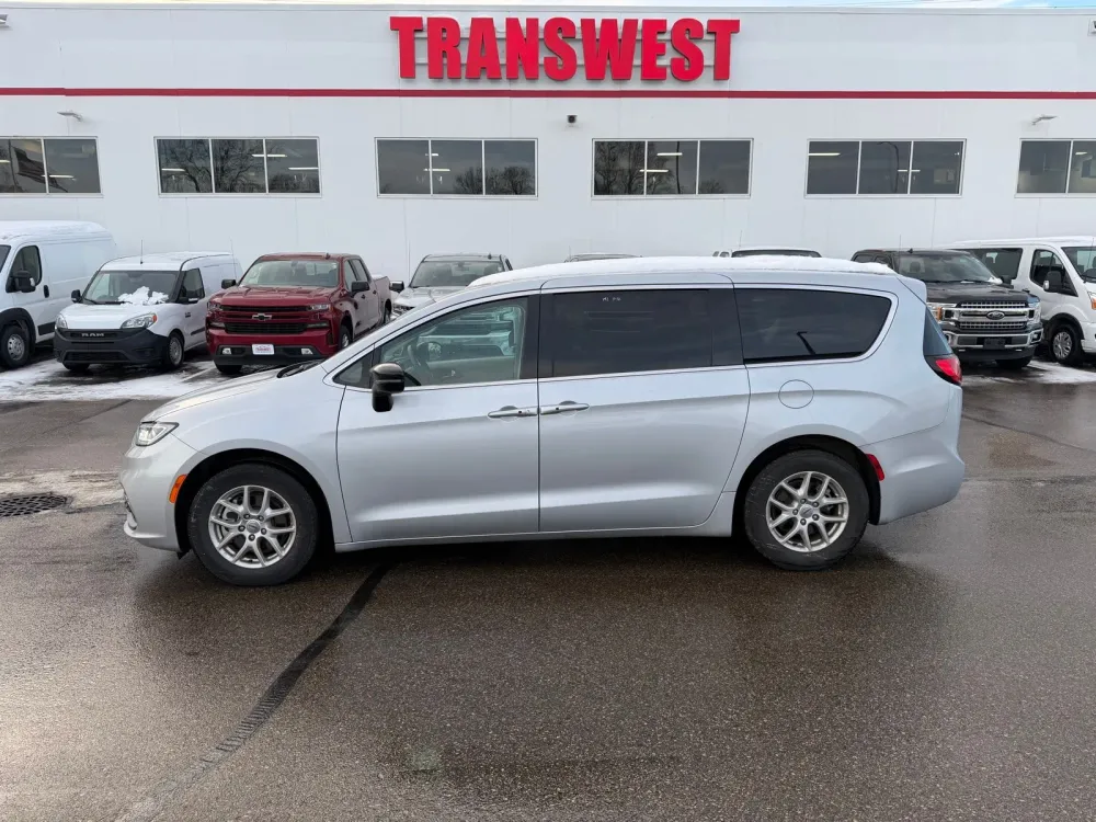 2024 Chrysler Pacifica