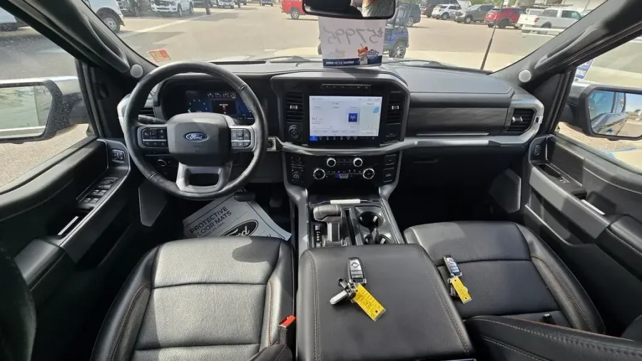 2024 Ford F-150 | Photo 28 of 32