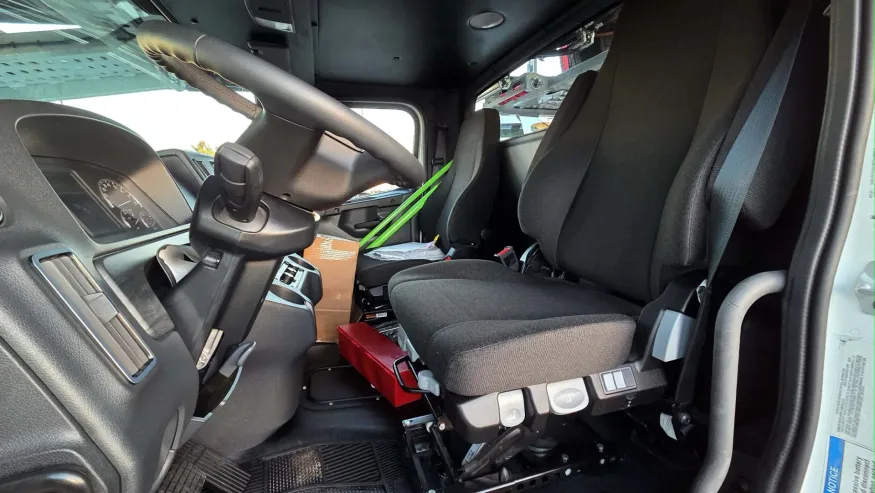 2026 Freightliner 114SD | Photo 27 of 44