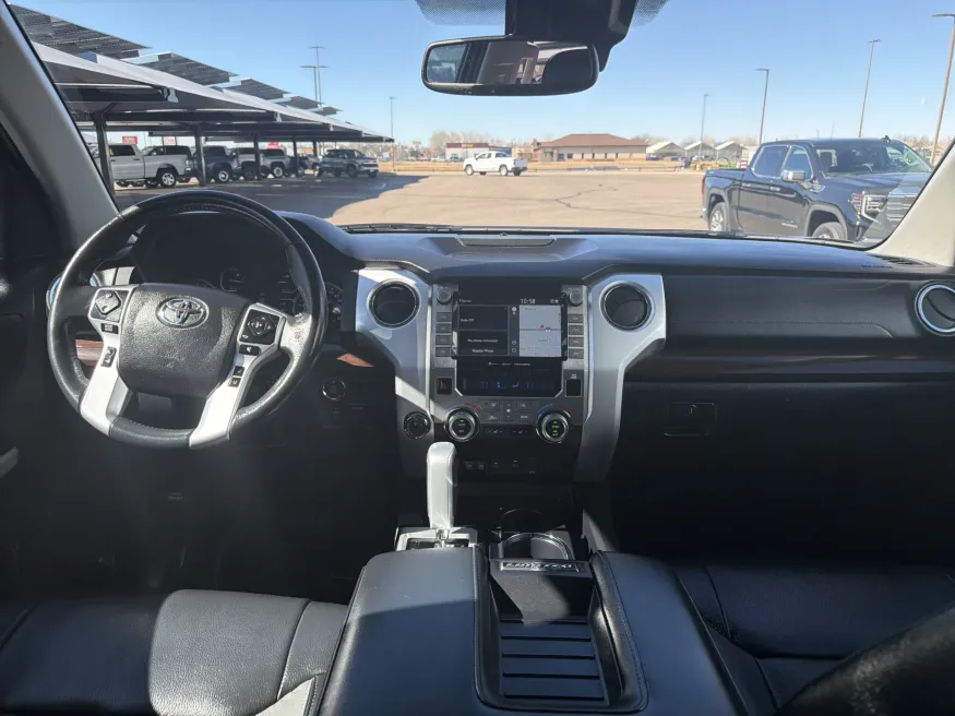 2021 Toyota Tundra 4WD Limited | Photo 10 of 19