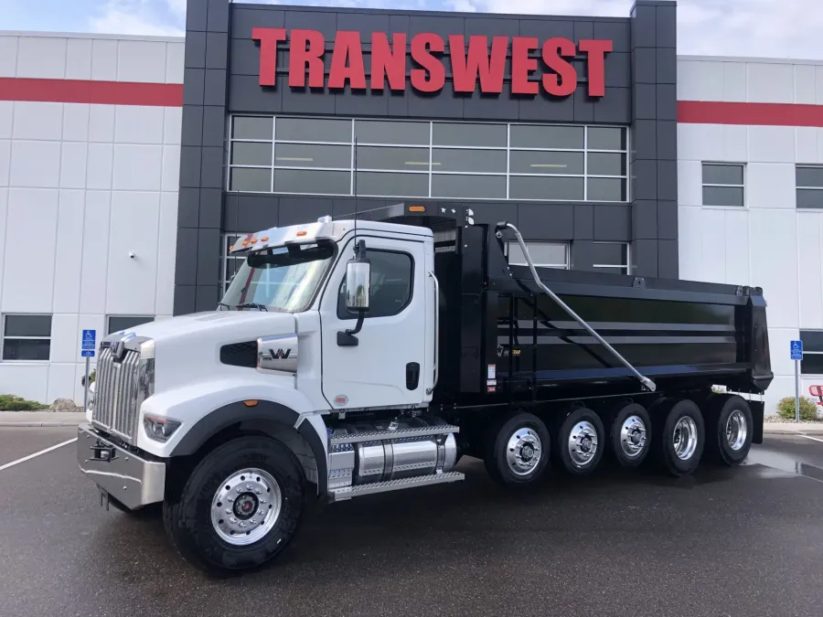 2026 Western Star 47X | Photo 1 of 12