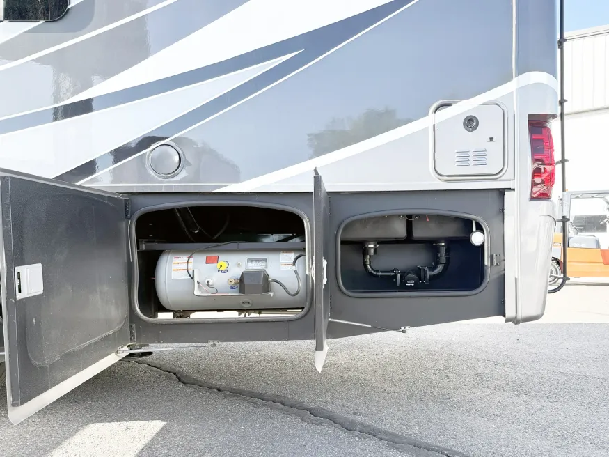 2023 Thor Inception 38MX | Photo 27 of 29