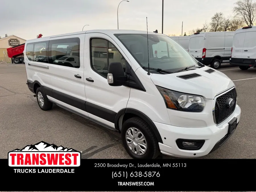 2024 Ford Transit-350 XLT | Photo 16 of 21