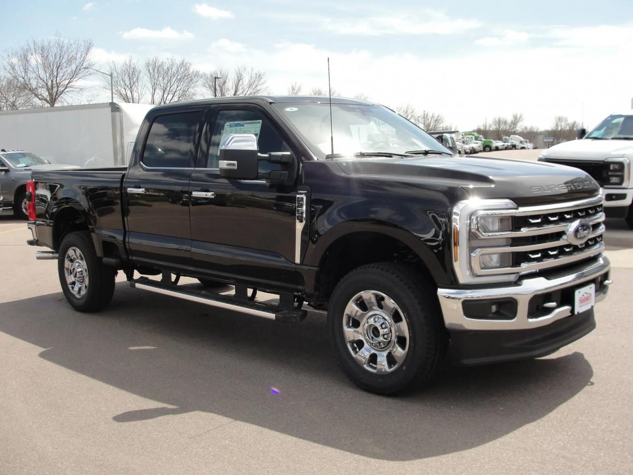 2024 Ford F-250 | Photo 13 of 53