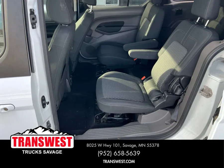 2020 Ford Transit Connect XLT | Photo 13 of 20