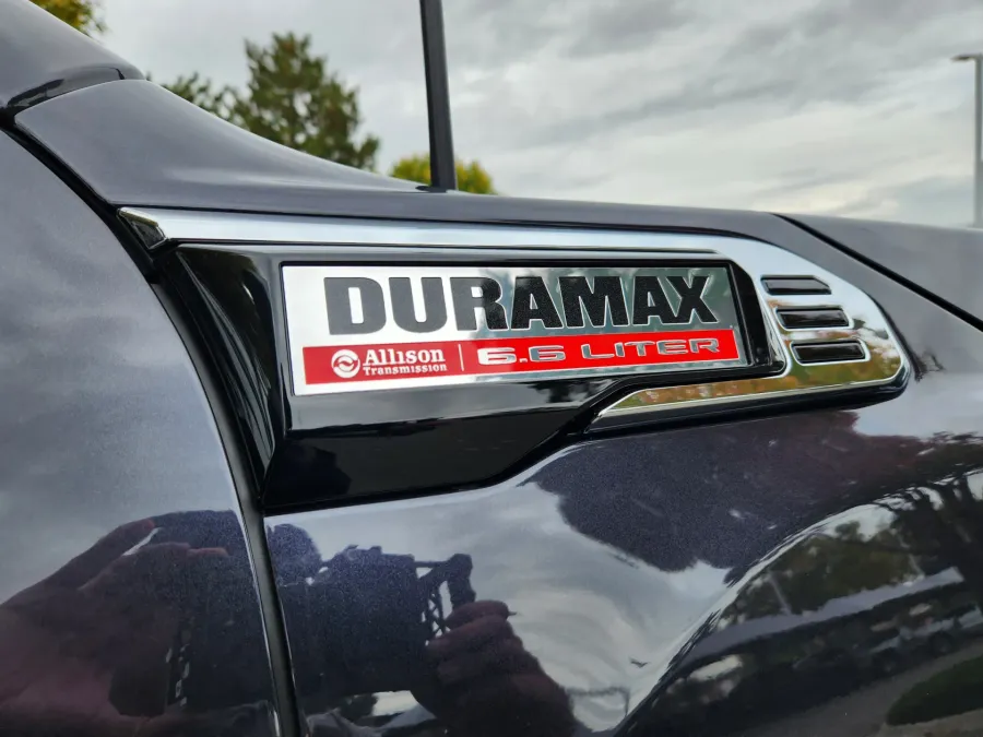 2026 GMC Sierra 3500HD Denali | Photo 19 of 30