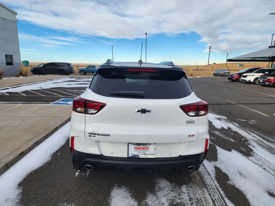 2021 Chevrolet Trailblazer RS | Photo 5 of 23