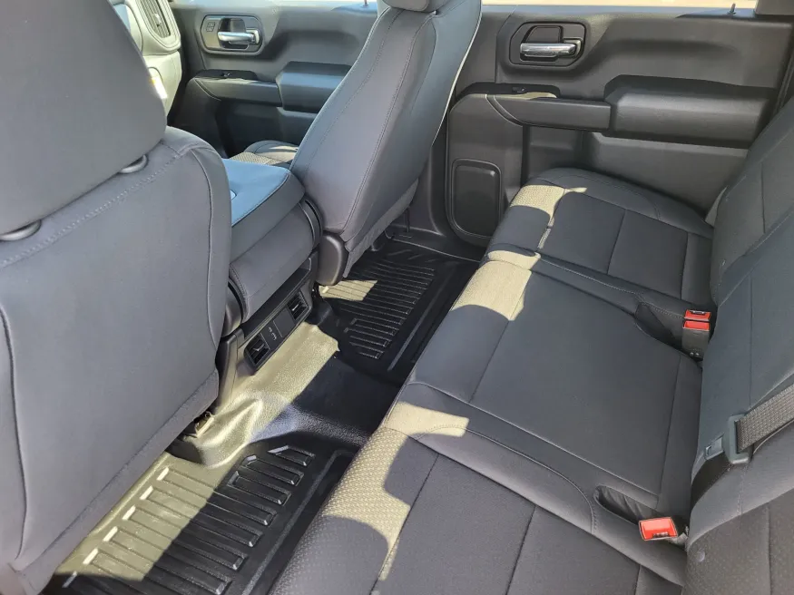2026 GMC Sierra 2500HD Pro | Photo 21 of 24