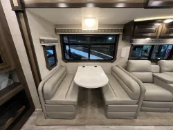 2022 Entegra Accolade 37M | Thumbnail Photo 10 of 19