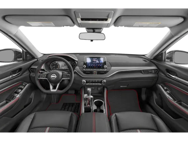 2024 Nissan Altima | Photo 4 of 12