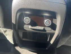 2025 Buick Enclave Preferred | Thumbnail Photo 12 of 24