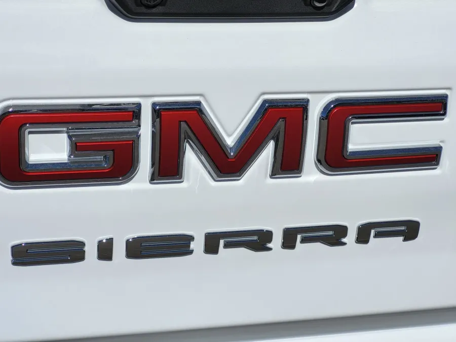 2026 GMC Sierra 2500HD Pro | Photo 9 of 24