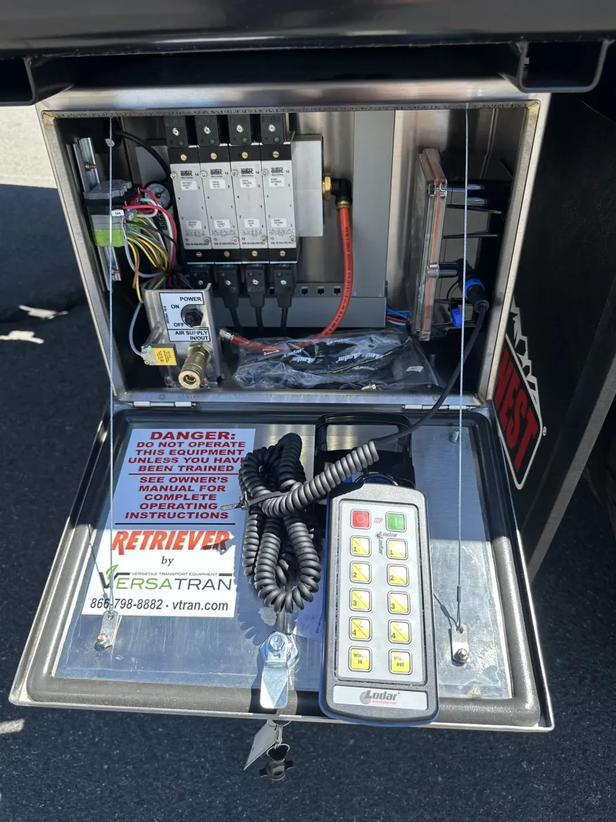 2026 Freightliner M2 106 | Photo 19 of 19