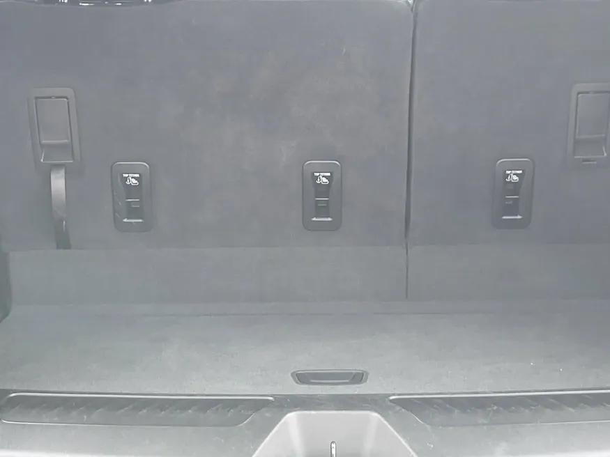 2025 Chevrolet Tahoe LT | Photo 24 of 25