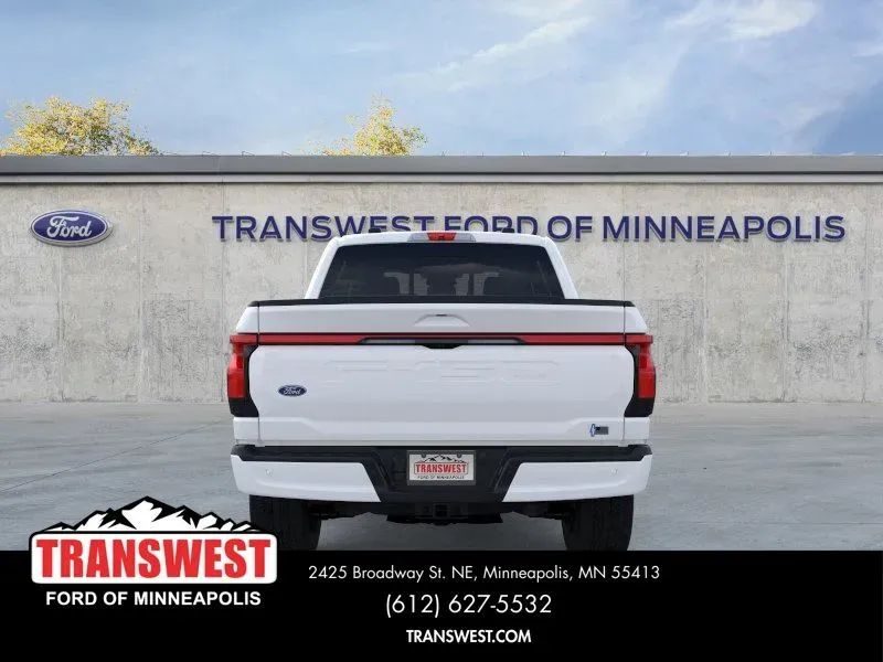 2025 Ford F-150 Lightning Lariat | Photo 4 of 22