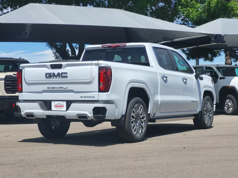 2026 GMC Sierra 1500 Denali Ultimate | Photo 6 of 26