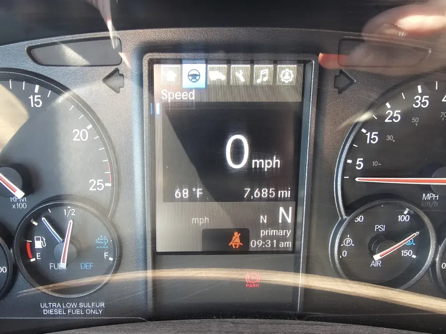 2025 Western Star 47X | Photo 14 of 22