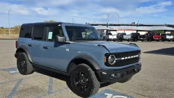 2025 Ford Bronco | Thumbnail Photo 3 of 29