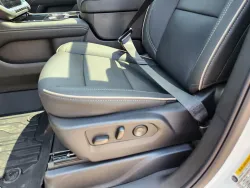 2025 GMC Yukon XL Elevation | Thumbnail Photo 9 of 33