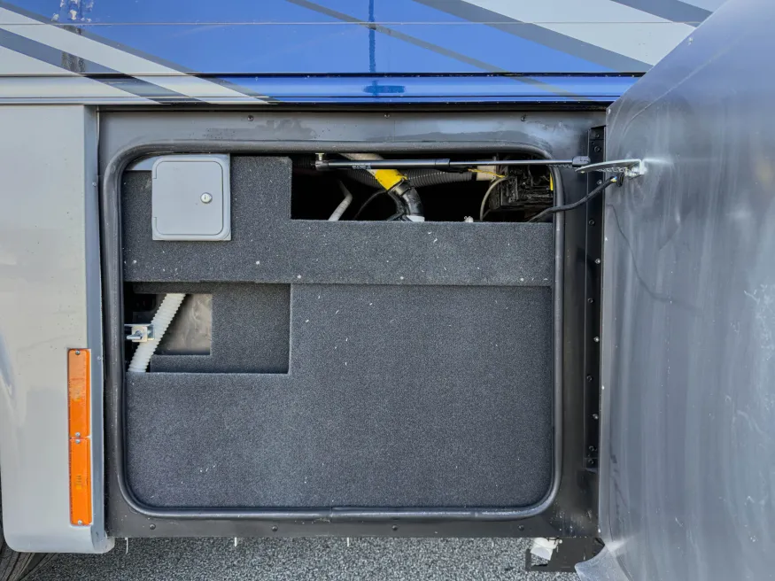 2026 Tiffin Phaeton 37 BH | Photo 42 of 43