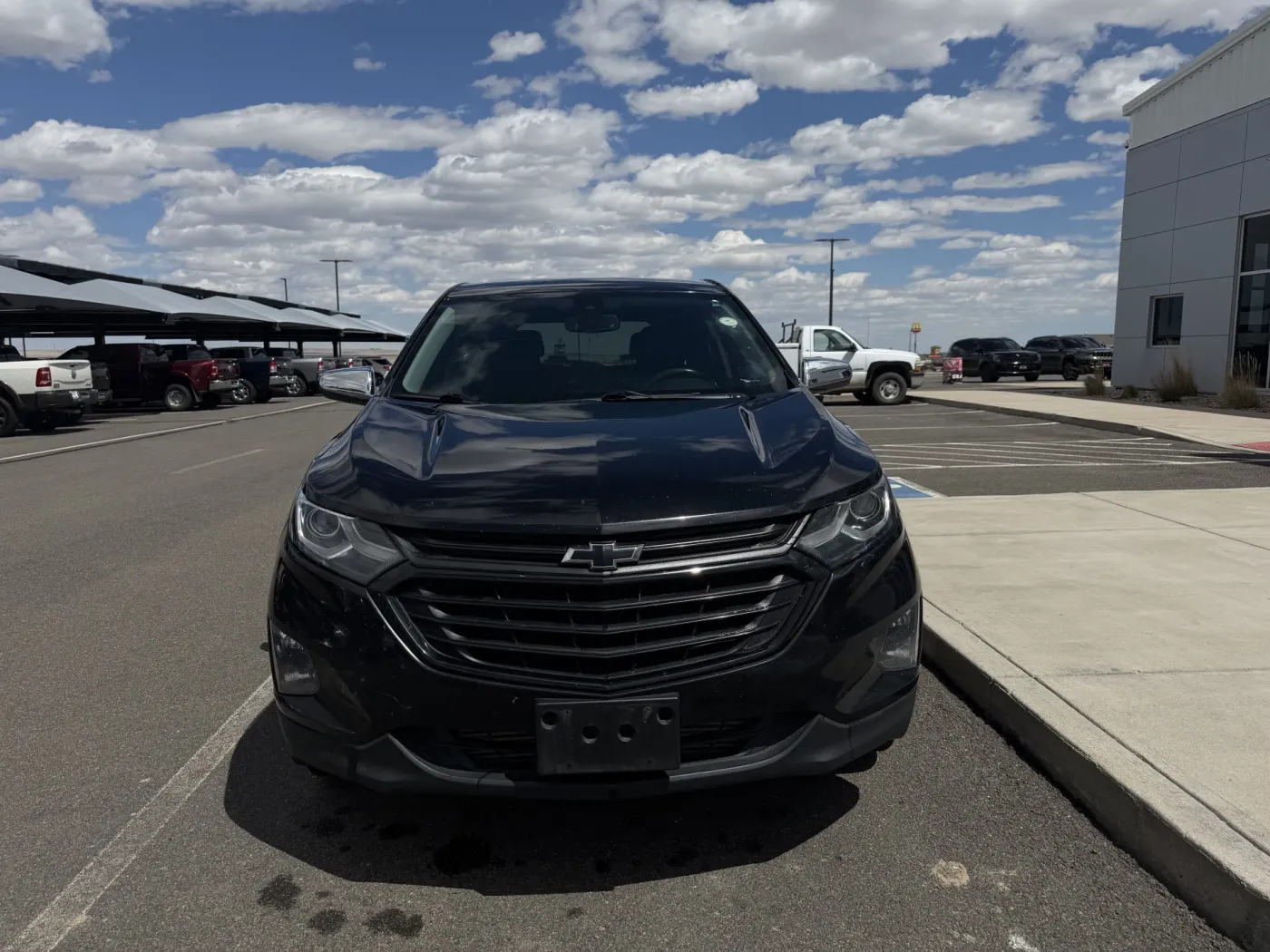 2020 Chevrolet Equinox LT | Photo 5 of 18