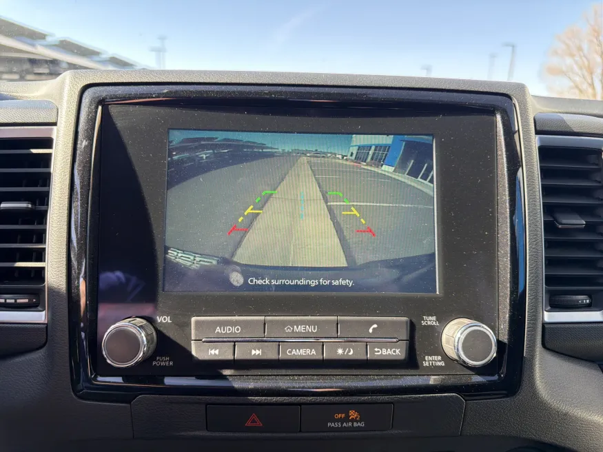 2022 Nissan Frontier SV | Photo 14 of 21