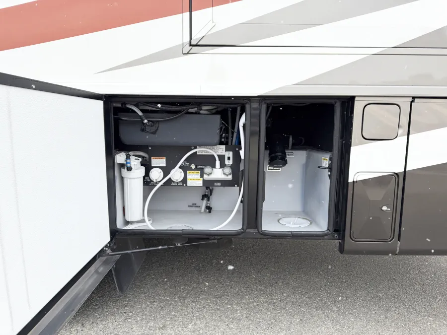 2022 Newmar Bay Star 3626 | Photo 28 of 30