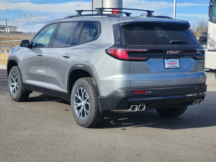 2026 GMC Acadia AT4 | Photo 3 of 22