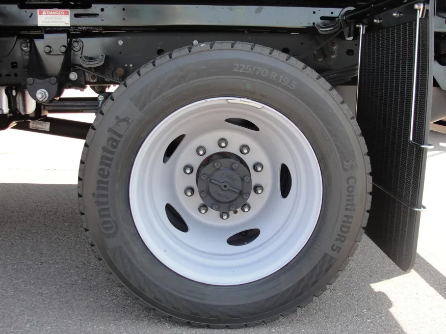 2025 Ford F-550 | Photo 18 of 18