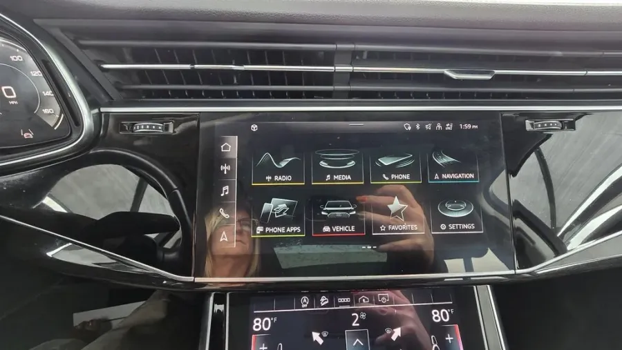 2023 Audi Q7 | Photo 22 of 34