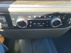 2026 Chevrolet Silverado 2500HD LT | Thumbnail Photo 18 of 20