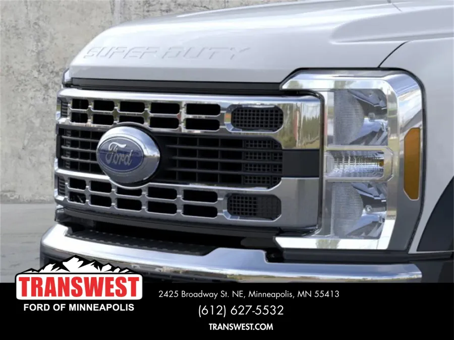 2025 Ford Super Duty F-550 XL | Photo 17 of 22