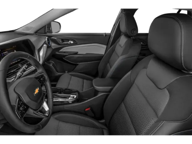 2025 Chevrolet Trax | Photo 5 of 12