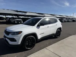 2026 Jeep Compass Latitude | Thumbnail Photo 3 of 18