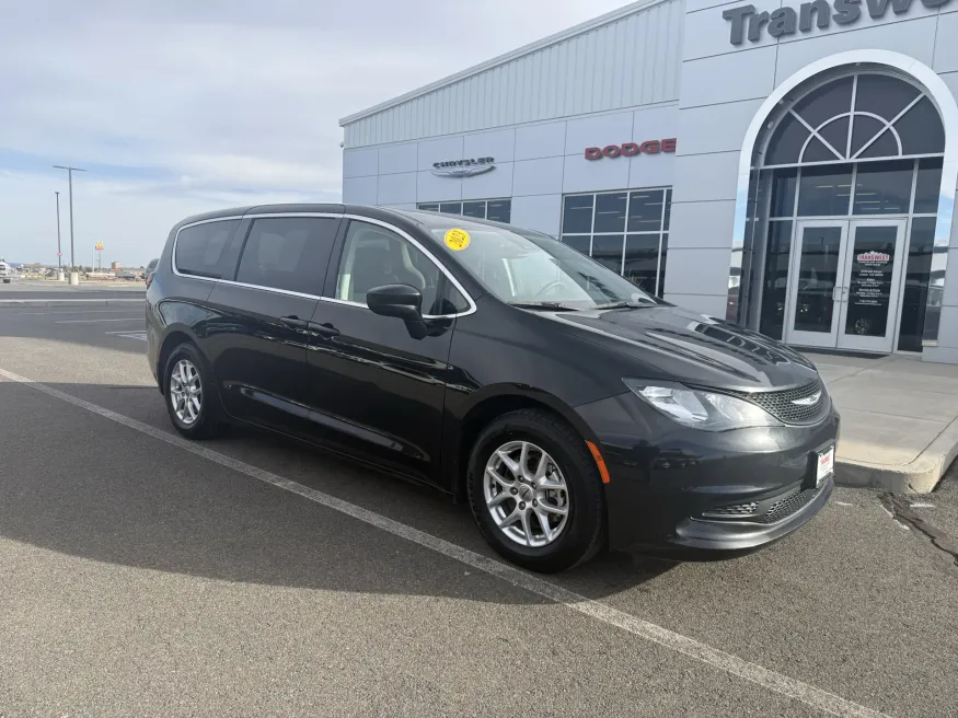 2023 Chrysler Voyager LX | Photo 1 of 20