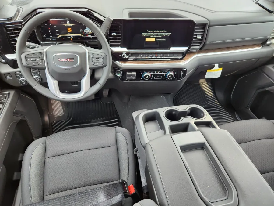 2025 GMC Sierra 1500 Elevation | Photo 11 of 28