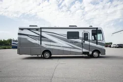 2026 Newmar Bay Star Sport 3014 | Thumbnail Photo 4 of 22