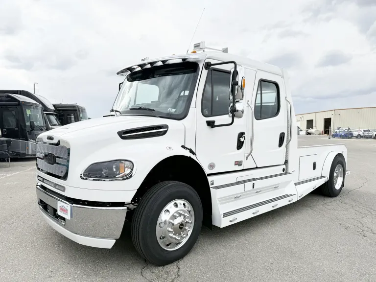 2025 Freightliner M2 106 Plus Summit Hauler