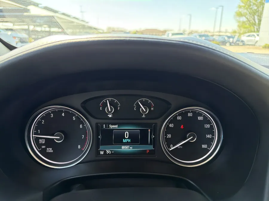 2018 Buick Enclave Essence | Photo 21 of 24