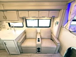 2023 Thor Magnitude SV34 | Thumbnail Photo 8 of 26