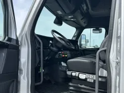 2026 Freightliner PJ126SLP | Thumbnail Photo 8 of 19