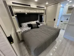 2026 Tiffin Allegro Bay 38BB | Thumbnail Photo 18 of 23