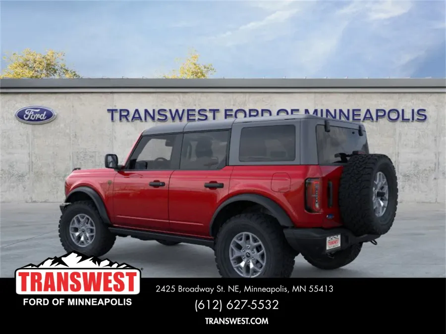 2025 Ford Bronco Badlands | Photo 4 of 25