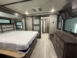 2022 Grand Design Solitude 373FB R | Thumbnail Photo 18 of 18