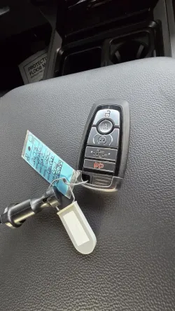 2026 Ford Super Duty F-250 | Thumbnail Photo 26 of 30